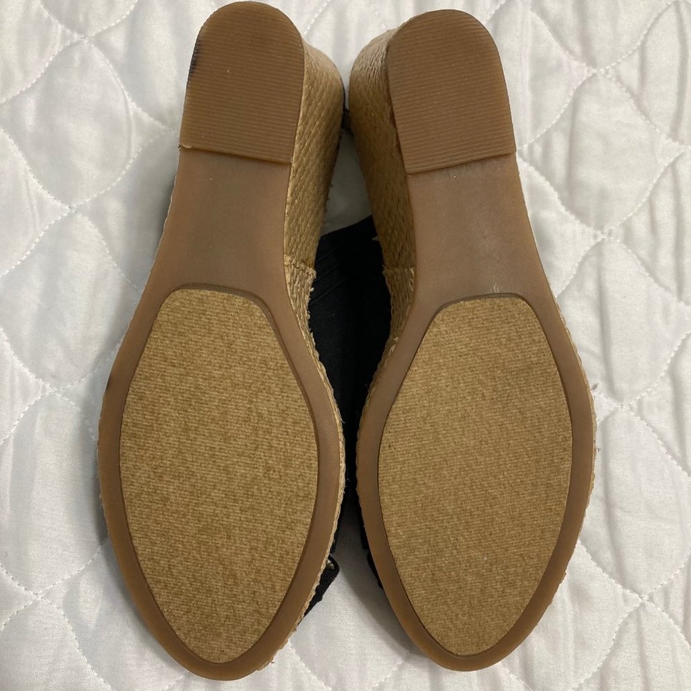 NEW * Open Toe Wedges - Picture 3 of 8